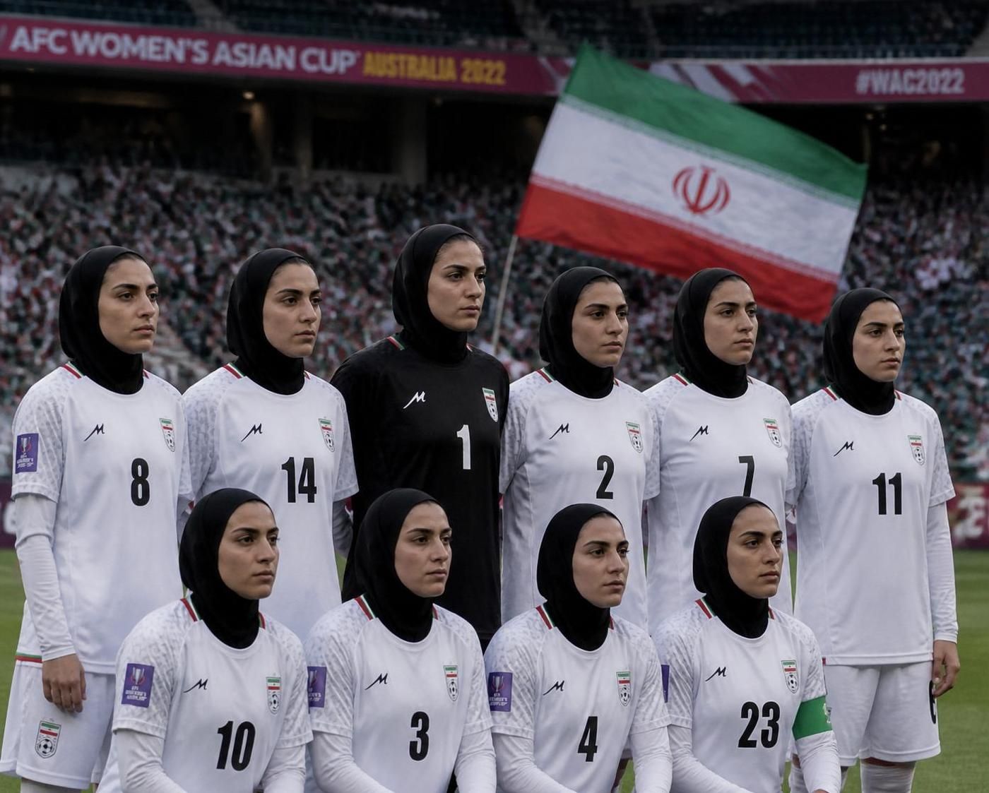 descubre la polémica en irán donde las jugadoras de la selección femenina enfrentan acusaciones de 'traición' por no cantar el himno nacional durante un evento deportivo.